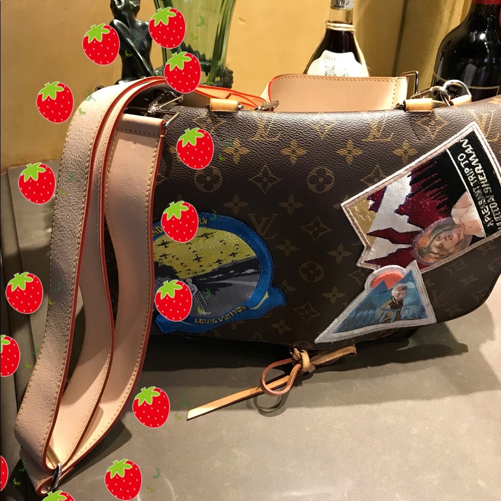 Brand new authentic Louis Vuitton crossbody strap